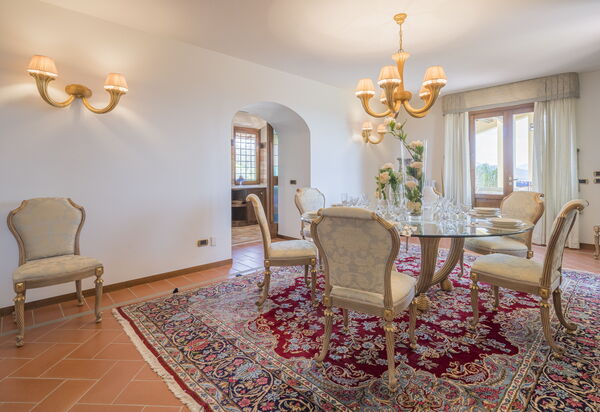 Villa Alessia Luxury: Autumn, Living Room, Spring, Summer