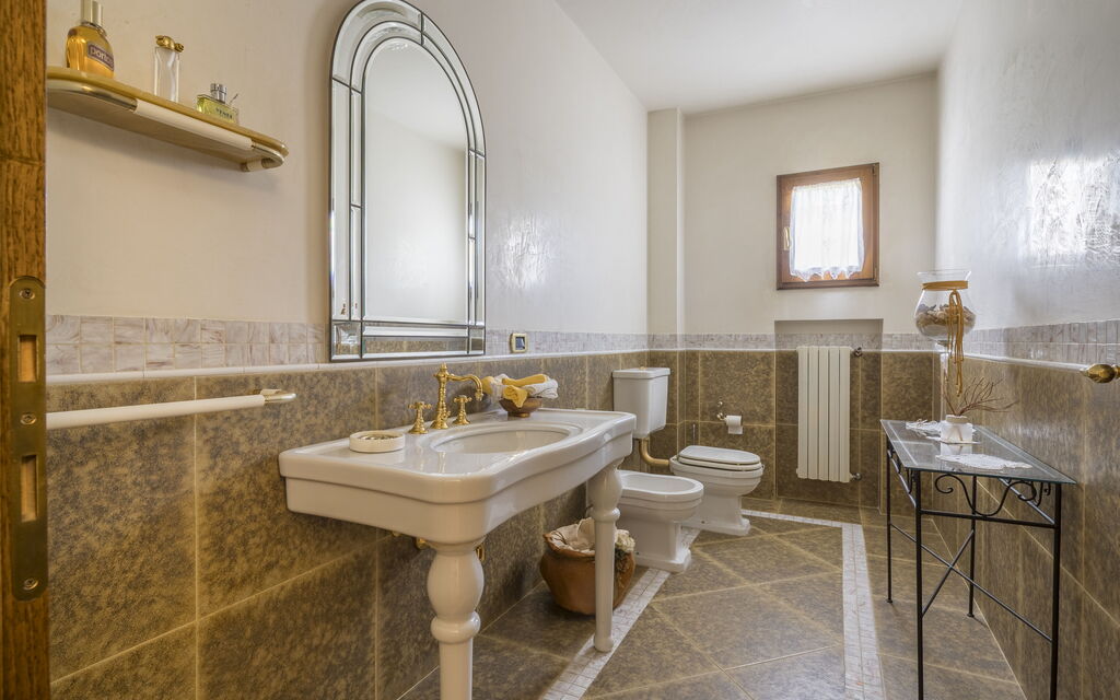 Villa Alessia Luxury: Autunno, Bagno, Estate, Primavera