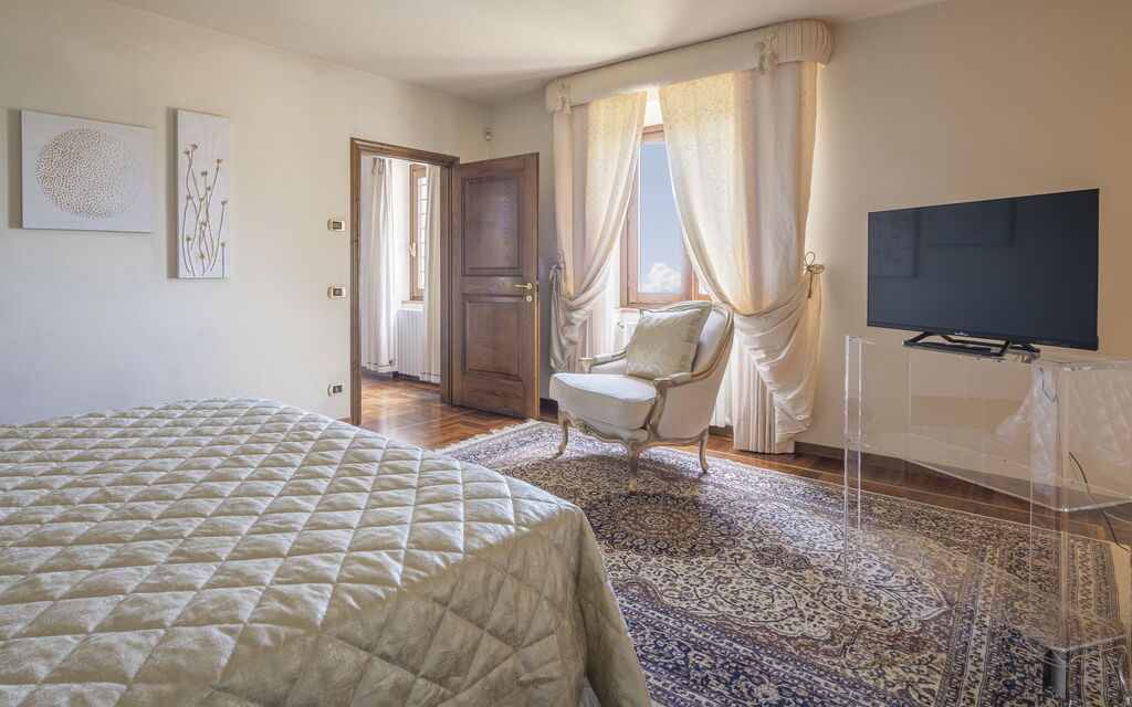 Villa Alessia Luxury: Autunno, Camera da letto, Estate, Primavera