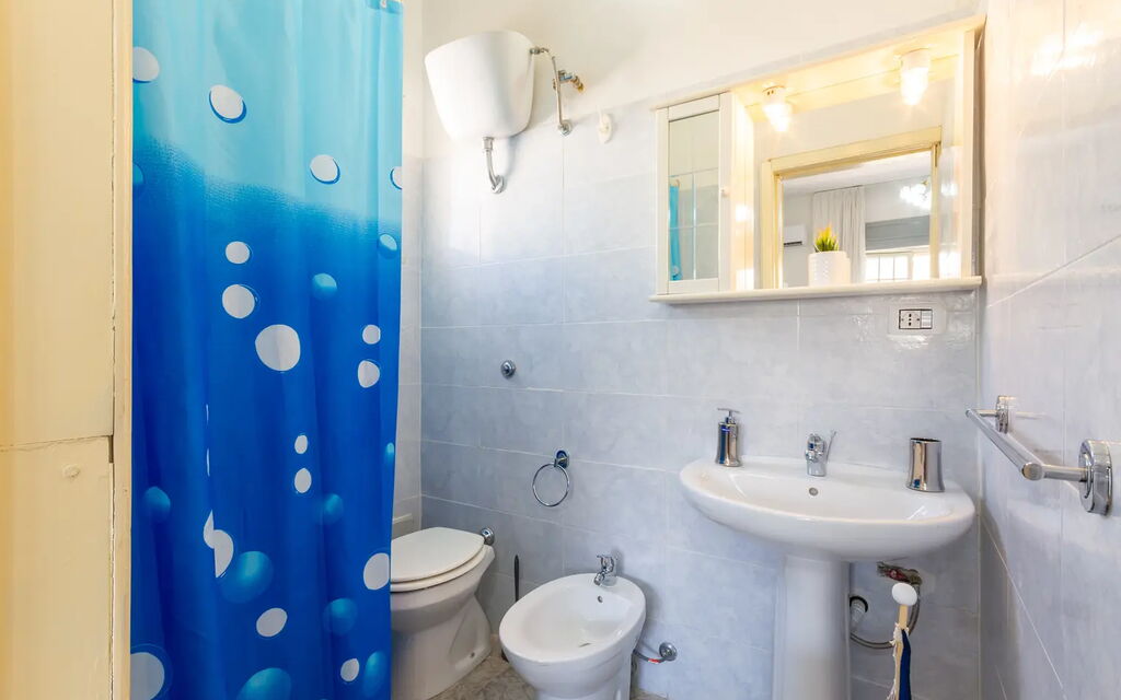 Appartamento Golden Beach Porto Cesareo: Autumn, Bathroom, Spring, Summer
