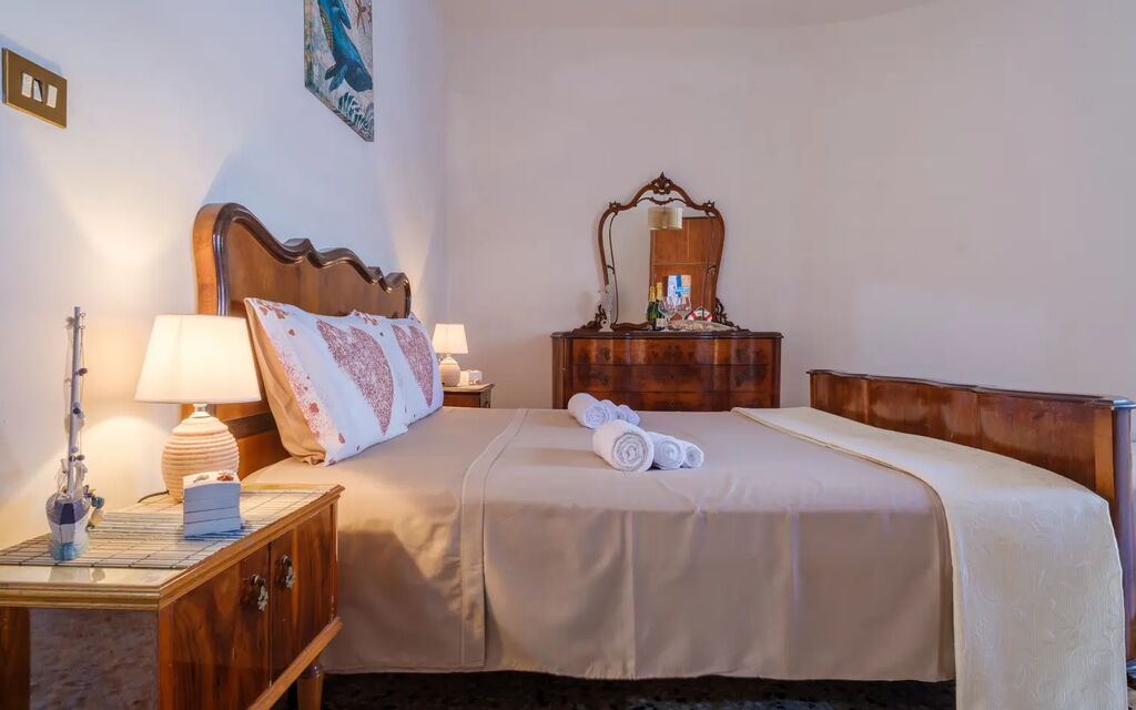 Alla Rosa Dei Venti - North Wind House: Autumn, Bedroom, Spring, Summer