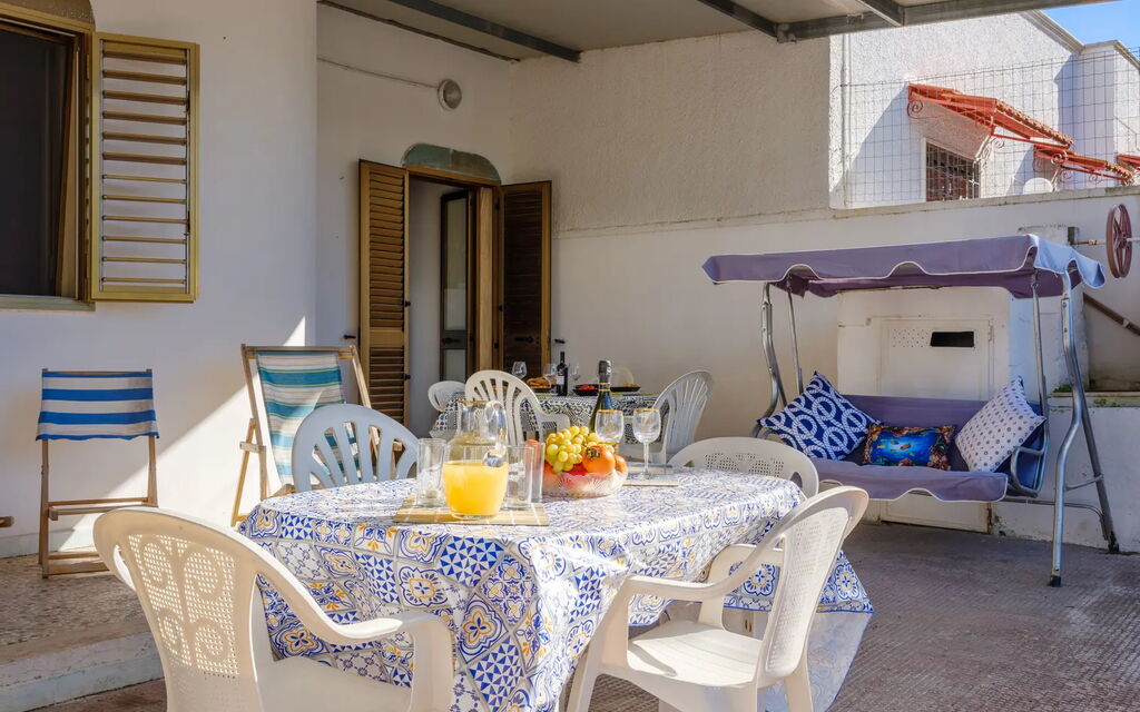 Alla Rosa Dei Venti - North Wind House: Autumn, Garden, Spring, Summer