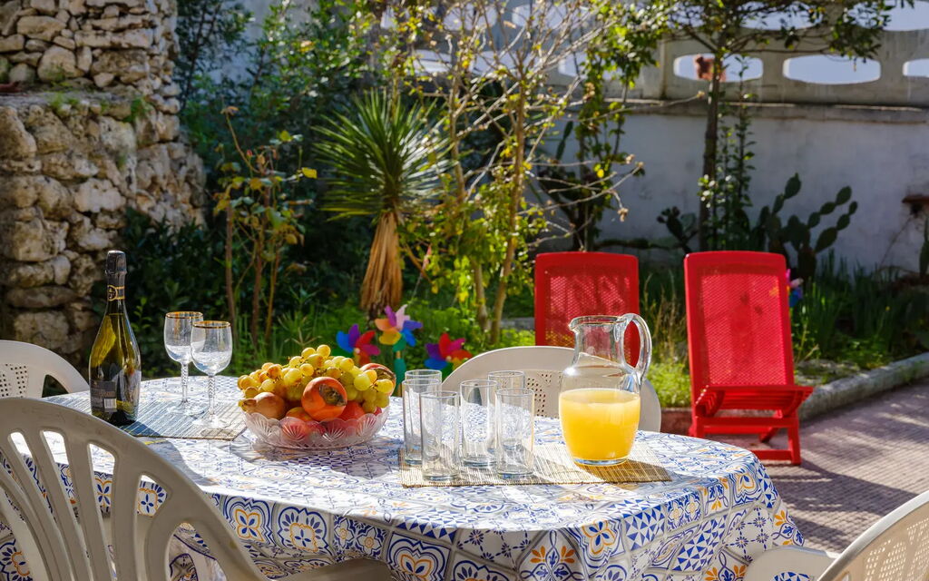 Alla Rosa Dei Venti - North Wind House: Autumn, Garden, Spring, Summer