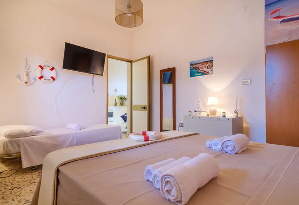 Alla Rosa Dei Venti - Sud Wind House: Autunno, Camera da letto, Estate, Primavera