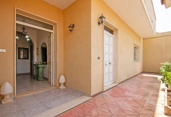 Villa Porto Cesareo Con Parcheggio: Autunno, Entrata Principale, Estate, Primavera