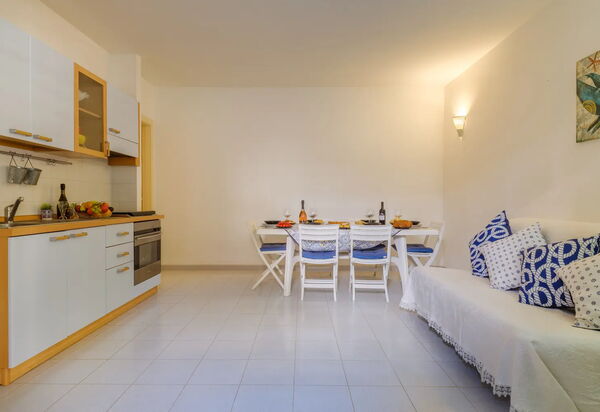 Villa Club Azzurro Porto Cesareo: Autunno, Cucina, Estate, Primavera, Soggiorno