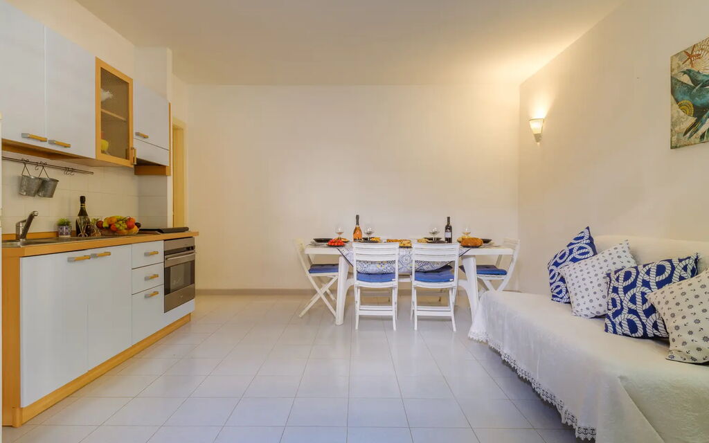 Villa Club Azzurro Porto Cesareo: Autumn, Kitchen, Living Room, Spring, Summer