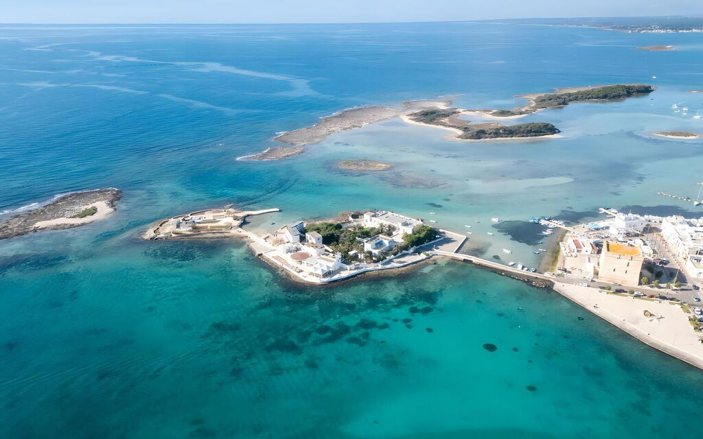 Casa Salentina, Ac, Wifi, Torre Lapillo: Activities, Autumn, Building Exterior, Spring, Summer