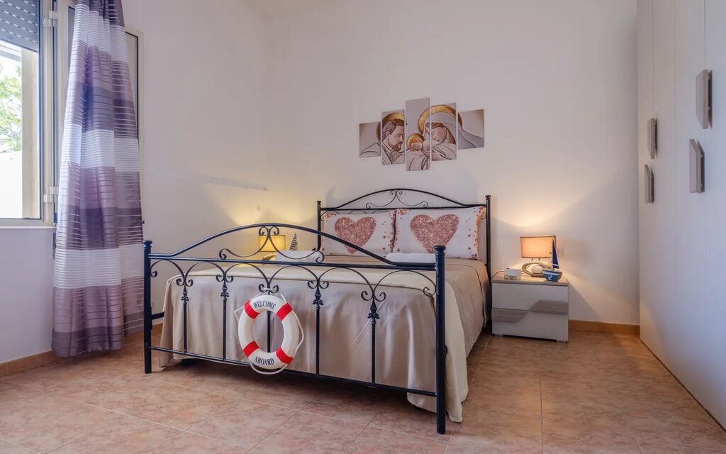 Casa Salentina, Ac, Wifi, Torre Lapillo: Autumn, Bedroom, Spring, Summer