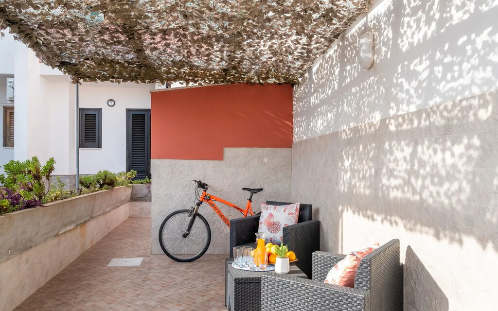 Rifugio Al Mare, Ac, Wifi, San Foca: Autumn, Garden, Main Entrance, Spring, Summer