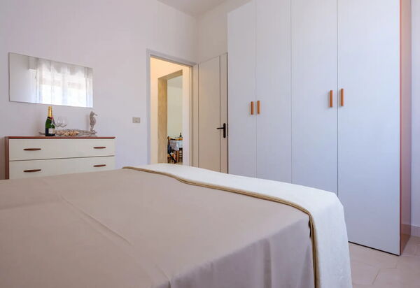 Casa Castiglione With Balcony: Autunno, Camera da letto, Estate, Primavera