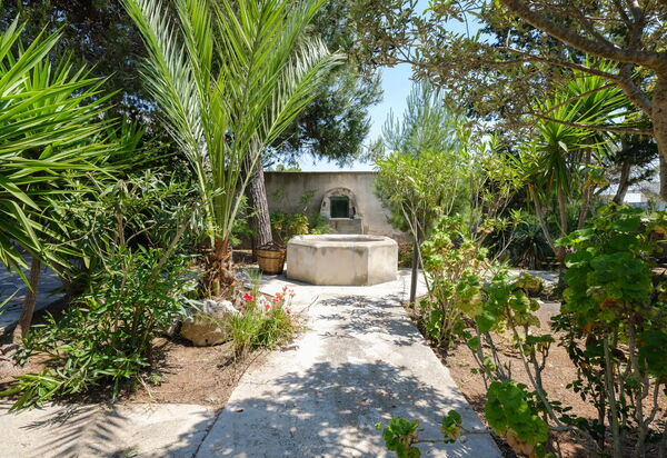 Casa Castiglione With Balcony: Autunno, Entrata Principale, Estate, Giardino, Primavera