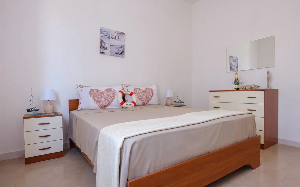 Casa Castiglione With Balcony: Autunno, Camera da letto, Estate, Primavera