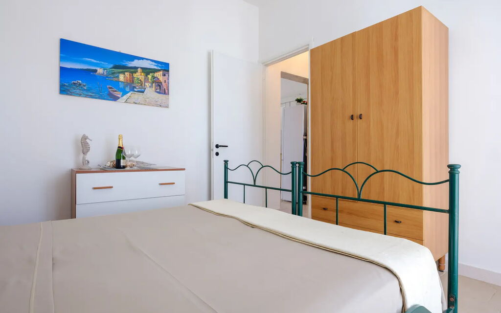 Casa Castiglione With Balcony: Autunno, Camera da letto, Estate, Primavera