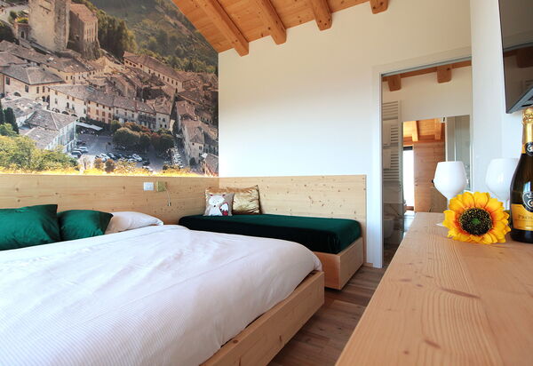 Villa Montello Pool, Jacuzzi, Ac, Wifi, Treviso: Autumn, Bedroom, Spring, Summer