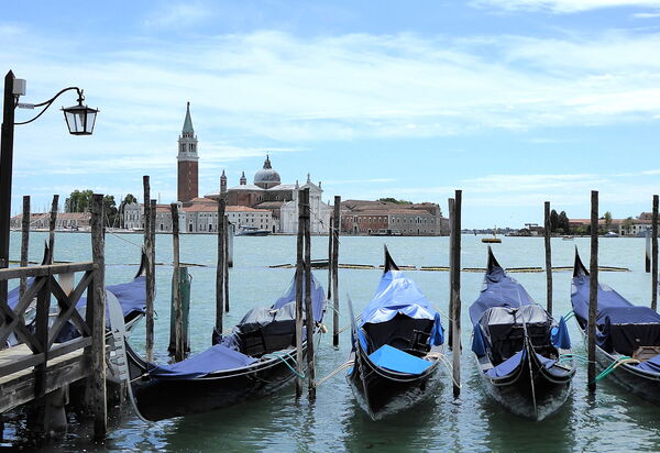 Villa Montello Pool, Jacuzzi, Ac, Wifi, Treviso: Activities, Autumn, Building Exterior, Spring, Summer