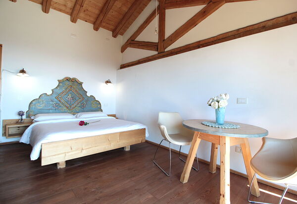 Villa Montello Pool, Jacuzzi, Ac, Wifi, Treviso: Autumn, Bedroom, Spring, Summer
