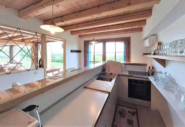 Villa Montello Pool, Jacuzzi, Ac, Wifi, Treviso: Autumn, Kitchen, Spring, Summer