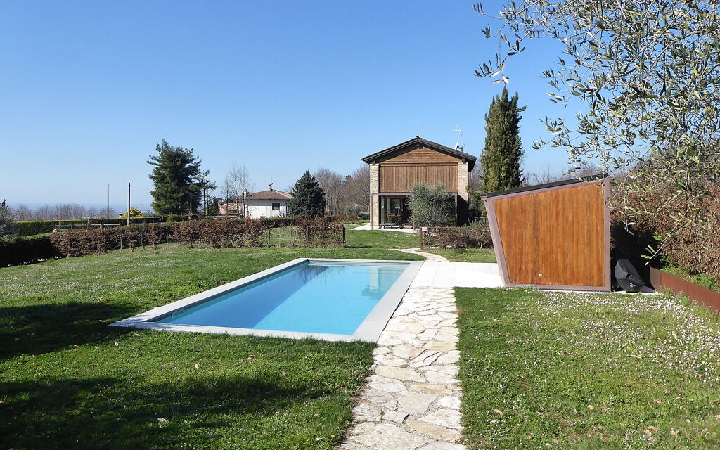 Villa Montello Pool, Jacuzzi, Ac, Wifi, Treviso: Autumn, Garden, Spring, Summer