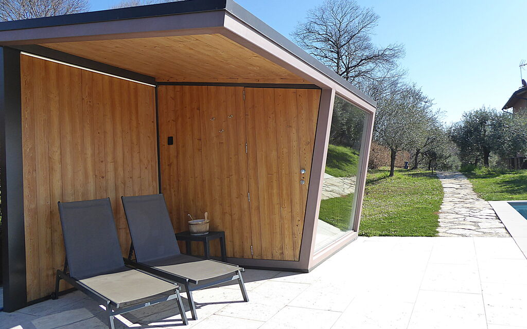 Villa Montello Pool, Jacuzzi, Ac, Wifi, Treviso: Autumn, Garden, Spring, Summer