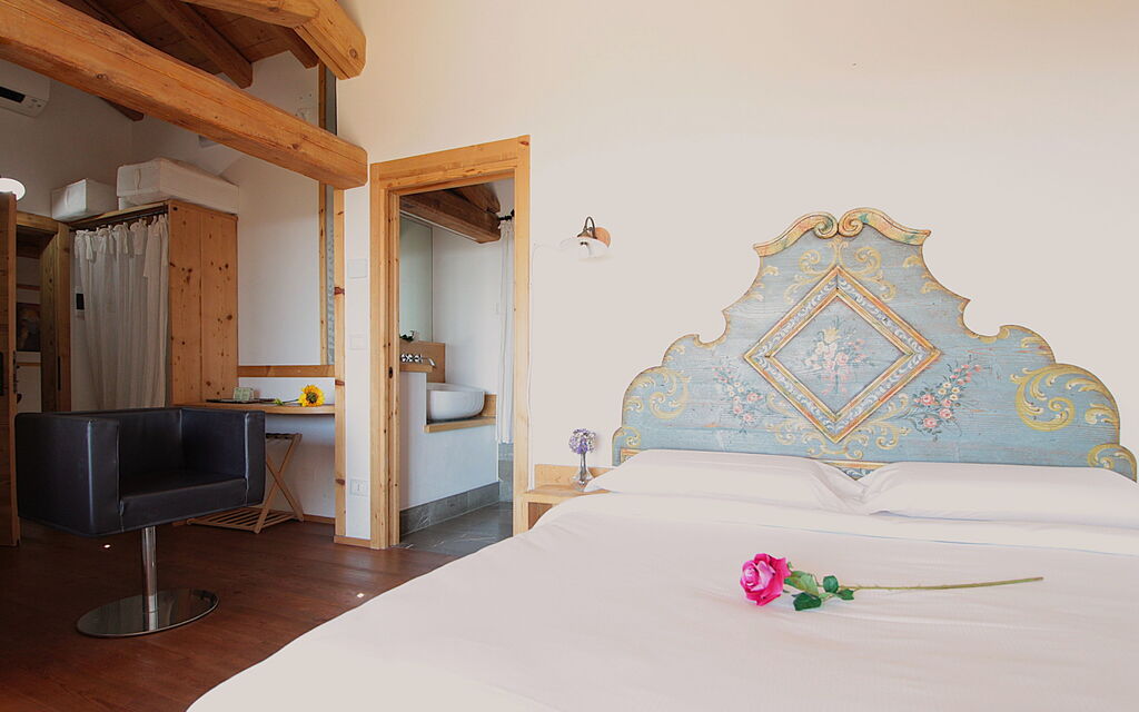 Villa Montello Pool, Jacuzzi, Ac, Wifi, Treviso: Autumn, Bedroom, Spring, Summer