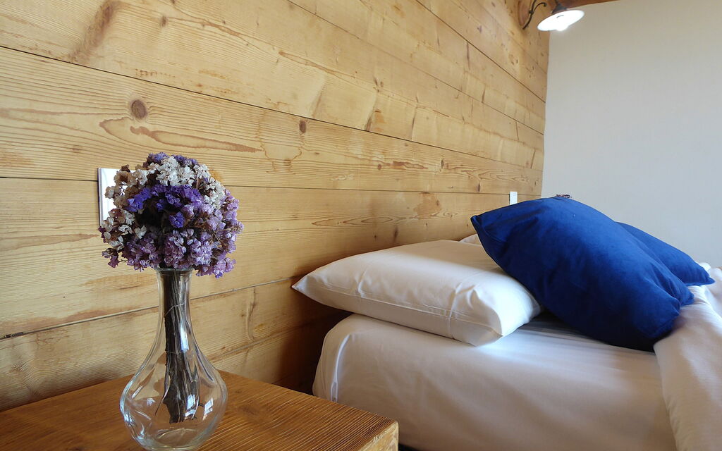 Villa Montello Pool, Jacuzzi, Ac, Wifi, Treviso: Autumn, Bedroom, Spring, Summer