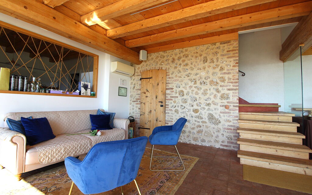 Villa Montello Pool, Jacuzzi, Ac, Wifi, Treviso: Autumn, Living Room, Spring, Summer