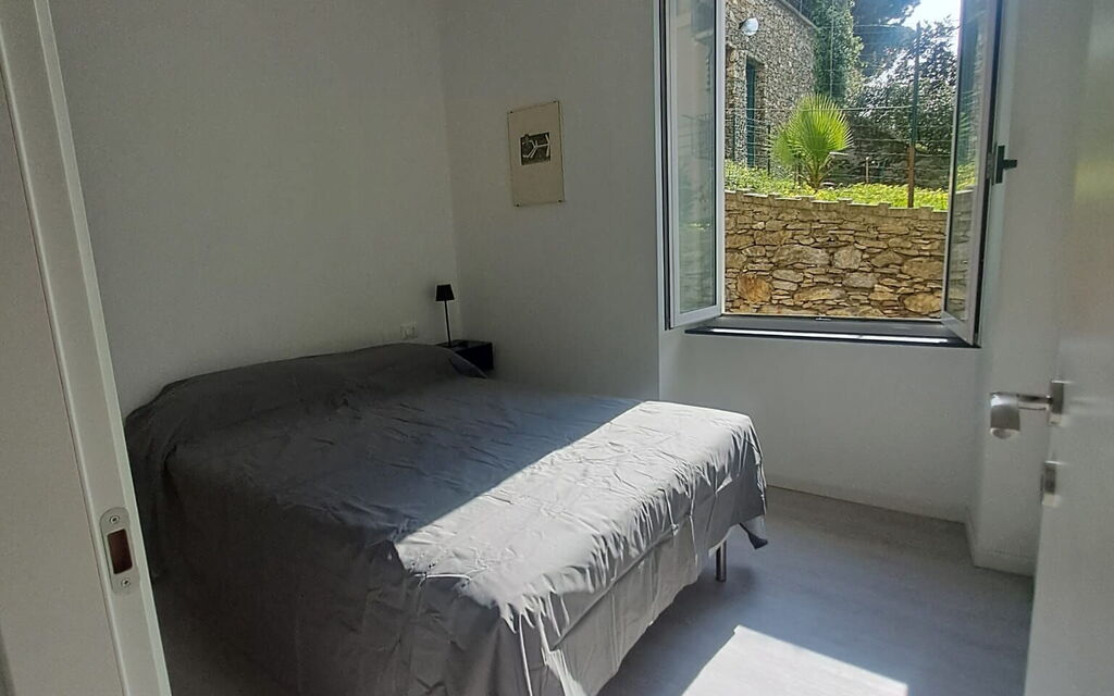 Central Design Flat With Parking, Bogliasco: Autunno, Camera da letto, Estate, Primavera