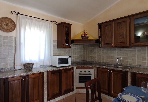 Belvedere Apartment Ac, Budoni: Autunno, Cucina, Estate, Primavera