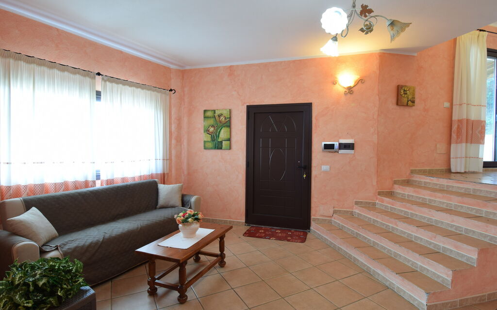 Belvedere Apartment Ac, Budoni: Autumn, Living Room, Spring, Summer