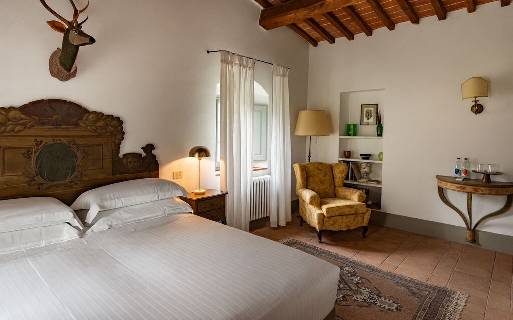 Il Prato Vignamaggio Private Pool, Nature, Greve In Chianti: Autumn, Bedroom, Summer