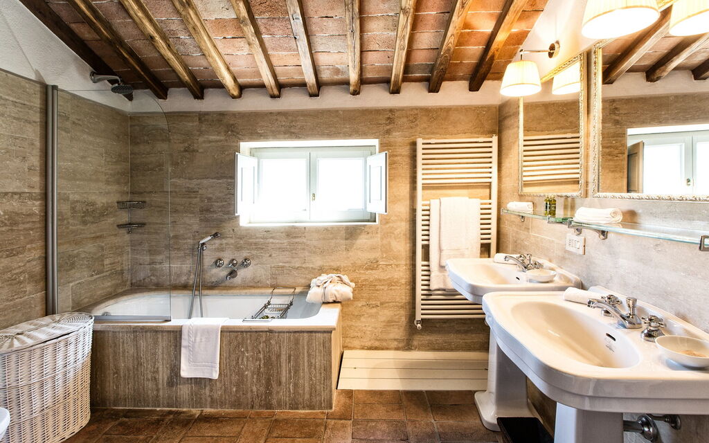 Il Prato Vignamaggio Private Pool, Nature, Greve In Chianti: Autumn, Bathroom, Spring, Summer