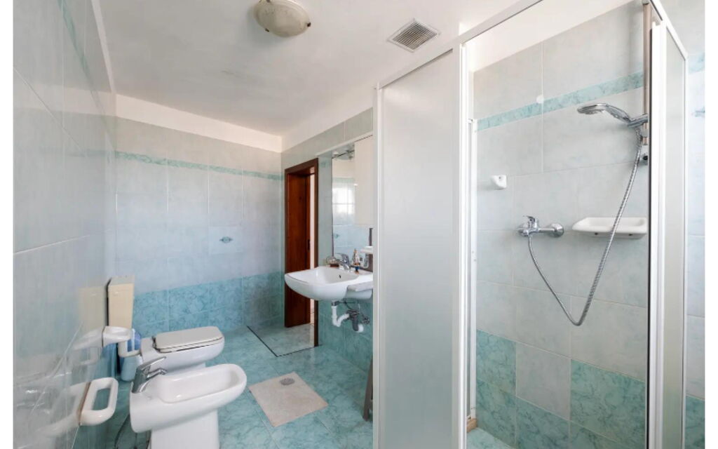 La Casetta Del Pescatore, Ac, Wifi: Autumn, Bathroom, Spring, Summer