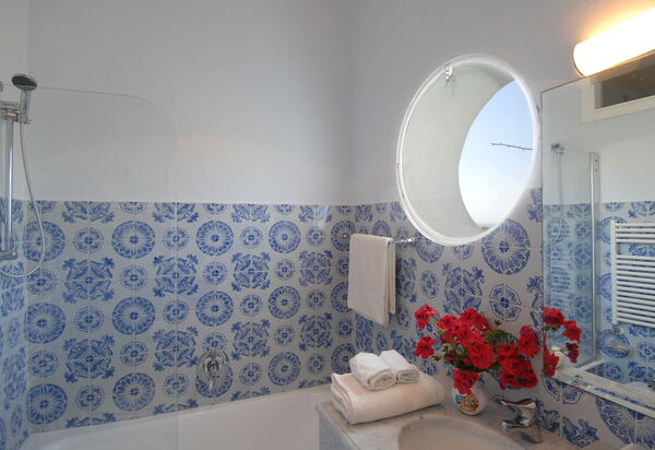 Torre Sponda - Cisterna Piccola, Private Beach: Autunno, Bagno, Estate, Primavera