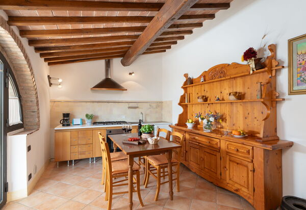 Casa Ceneruzzi: Cucina, Entrata Principale, Sala da pranzo