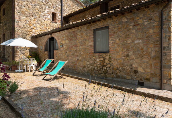 Casa Ceneruzzi: all'aperto, Esterni, Giardino