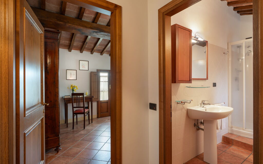 Casa Ceneruzzi: Bathroom, Bedroom