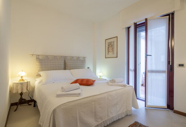 Bonaria Boutique House Ac, Wifi, Cinque Terre: Autunno, Camera da letto, Estate, Primavera