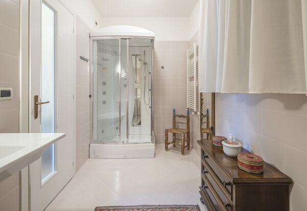 Bonaria Boutique House Ac, Wifi, Cinque Terre: Autunno, Bagno, Estate, Primavera