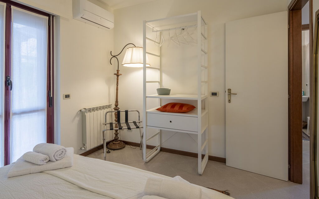 Bonaria Boutique House Ac, Wifi, Cinque Terre: Autunno, Camera da letto, Estate, Primavera