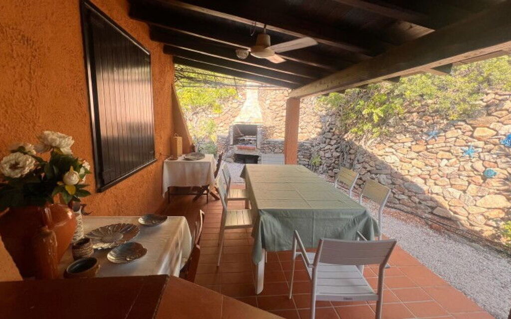 Villetta Oasi Belvedere, Budoni, Wifi, Ac: Autunno, Estate, Giardino, Primavera