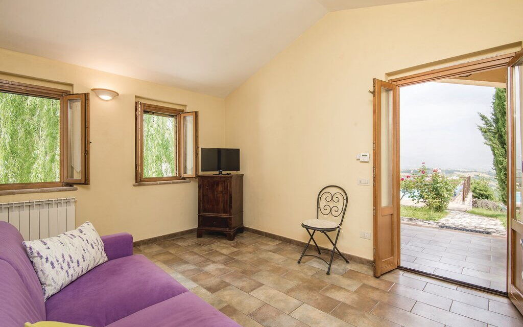 Casa Gelsomino: Autumn, Dining Room, Living Room, Spring, Summer