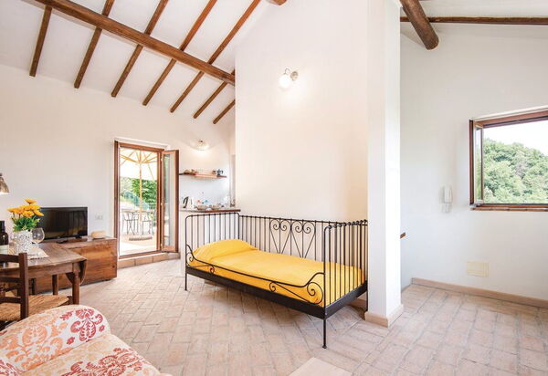 Casa Rosmarino, Ac, Wifi, Narni: Autumn, Living Room, Spring, Summer