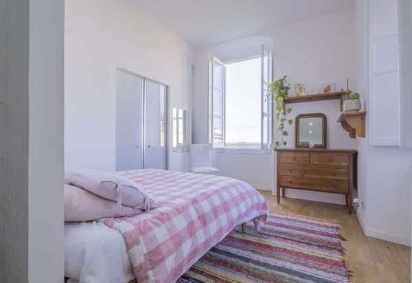 Central Cozy Nest With Parking, Bogliasco: Autumn, Bedroom, Spring, Summer