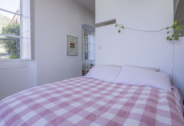 Central Cozy Nest With Parking, Bogliasco: Autumn, Bedroom, Spring, Summer
