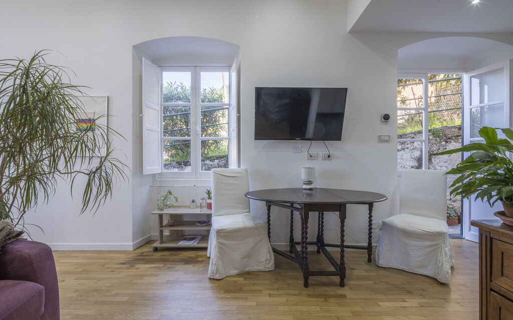 Central Cozy Nest With Parking, Bogliasco: Autunno, Estate, Primavera, Soggiorno