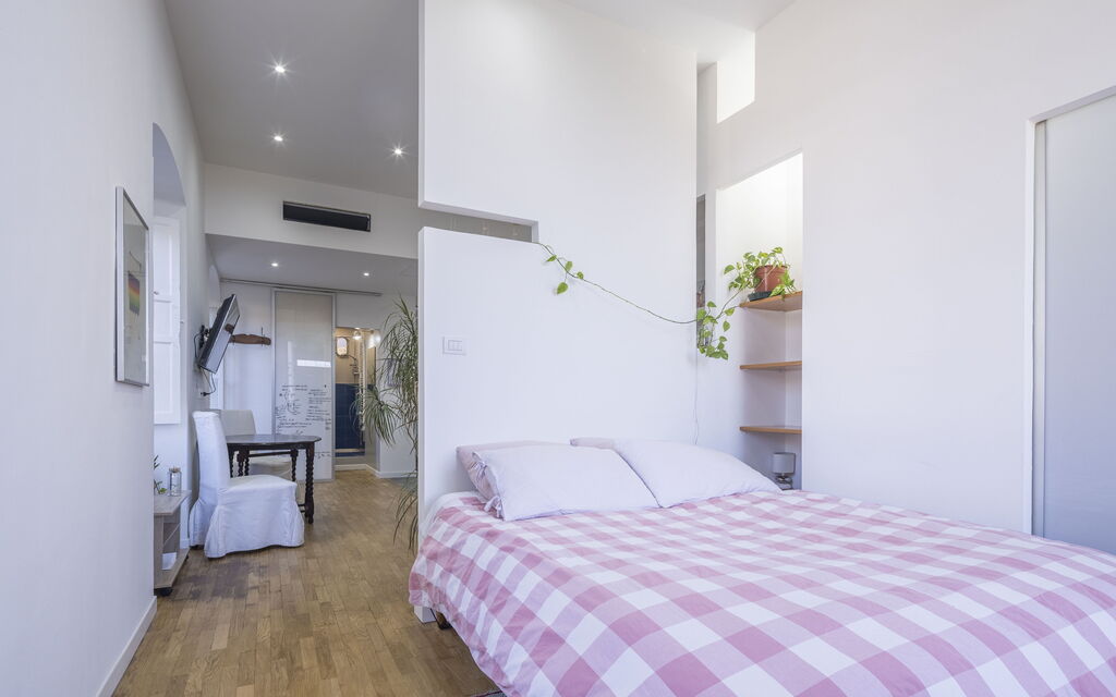 Central Cozy Nest With Parking, Bogliasco: Autunno, Camera da letto, Estate, Primavera