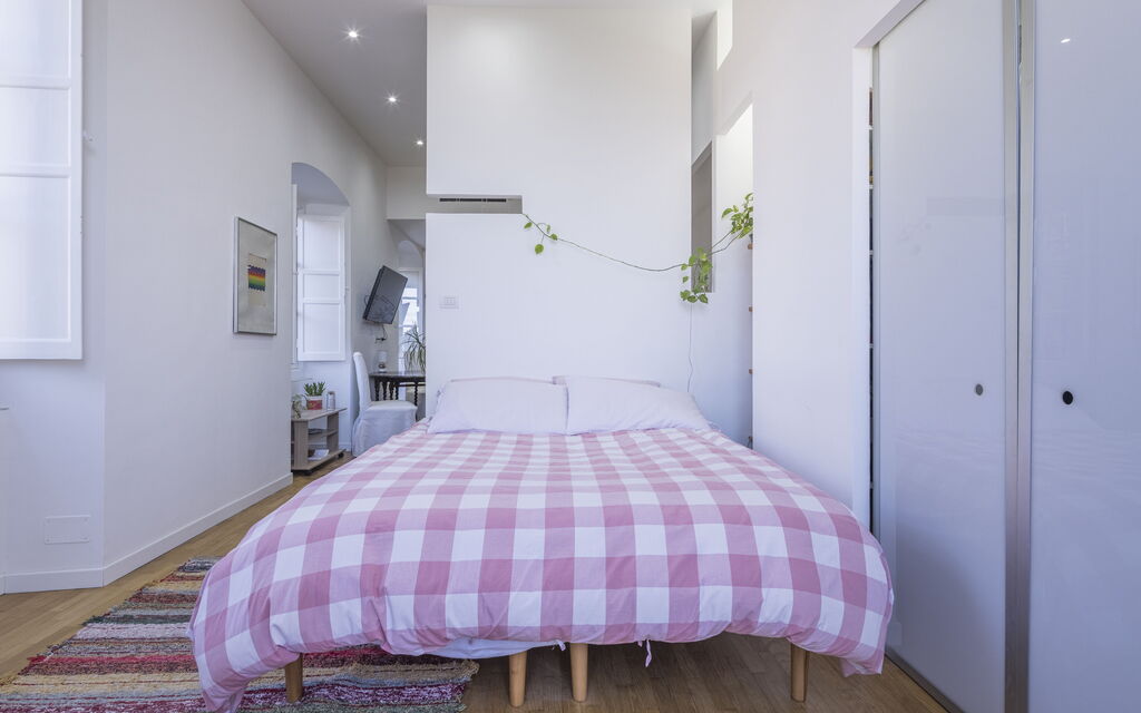 Central Cozy Nest With Parking, Bogliasco: Autunno, Camera da letto, Estate, Primavera