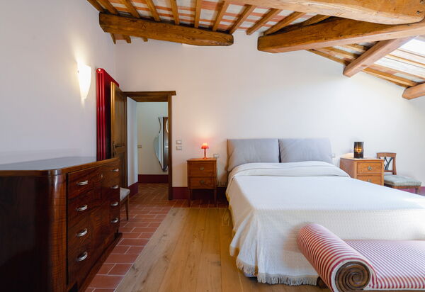 Mensano Old Town Apartment: Autunno, Camera da letto, Estate, Primavera