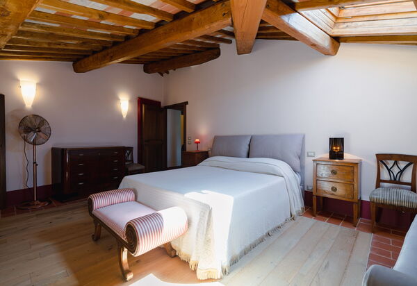 Mensano Old Town Apartment: Autunno, Camera da letto, Estate, Primavera